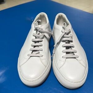 Woman by Common Projects NWOT size 40 (9-9.5)
